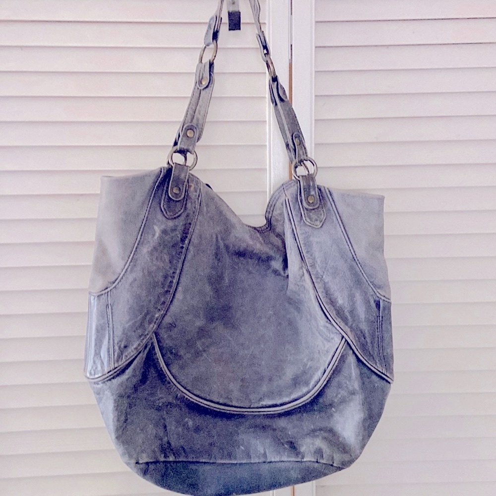 Vintage shoulder bag. Color is blue/gray and looks faded jeans. Very 😎 - Picture 2 of 6